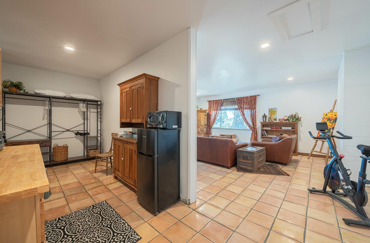 Detail Gallery Image 26 of 52 For 9180 Coker Rd, Salinas,  CA 93907 - 4 Beds | 3 Baths