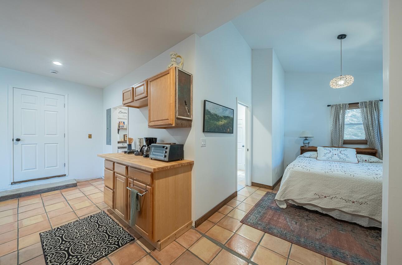 Detail Gallery Image 28 of 52 For 9180 Coker Rd, Salinas,  CA 93907 - 4 Beds | 3 Baths