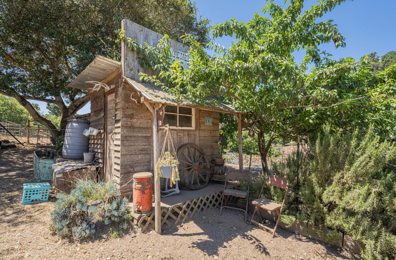 Detail Gallery Image 41 of 52 For 9180 Coker Rd, Salinas,  CA 93907 - 4 Beds | 3 Baths