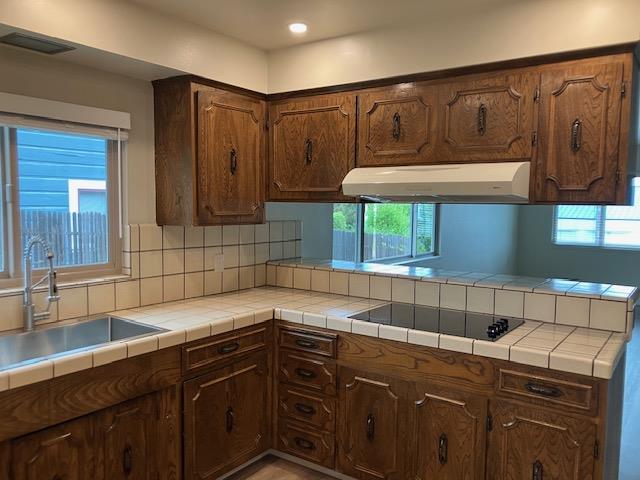 Detail Gallery Image 11 of 22 For 639 Belden St, Monterey,  CA 93940 - 3 Beds | 2 Baths