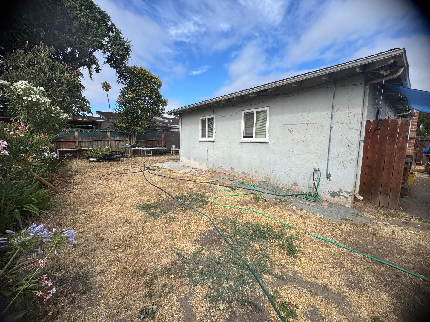 Detail Gallery Image 10 of 12 For 1990 Sunshine Dr, Concord,  CA 94520 - 3 Beds | 2 Baths
