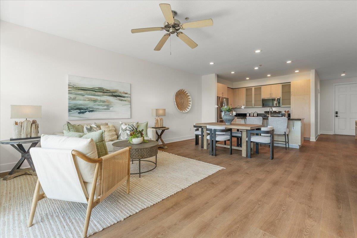 Detail Gallery Image 10 of 31 For 2030 N Pacific Ave #329,  Santa Cruz,  CA 95060 - 3 Beds | 2 Baths