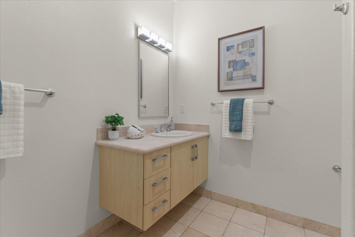 Detail Gallery Image 19 of 31 For 2030 N Pacific Ave #329,  Santa Cruz,  CA 95060 - 3 Beds | 2 Baths