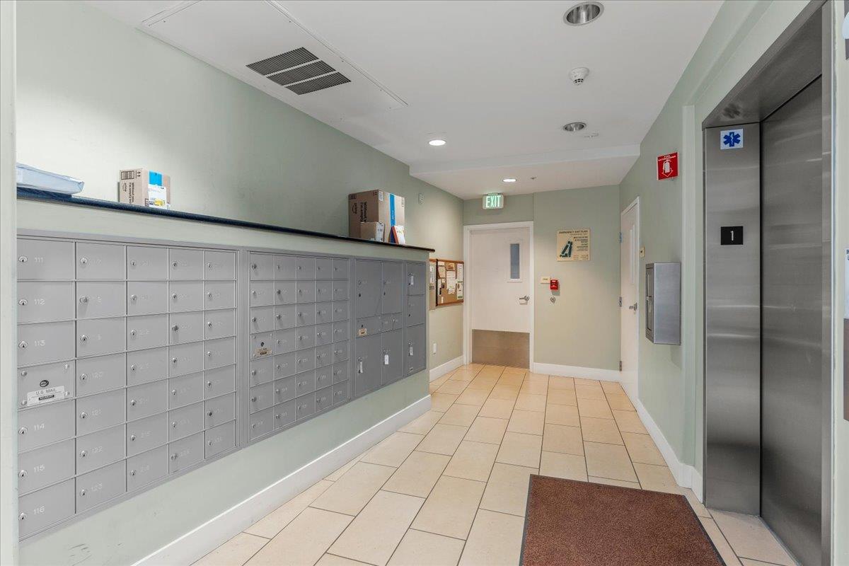 Detail Gallery Image 23 of 31 For 2030 N Pacific Ave #329,  Santa Cruz,  CA 95060 - 3 Beds | 2 Baths
