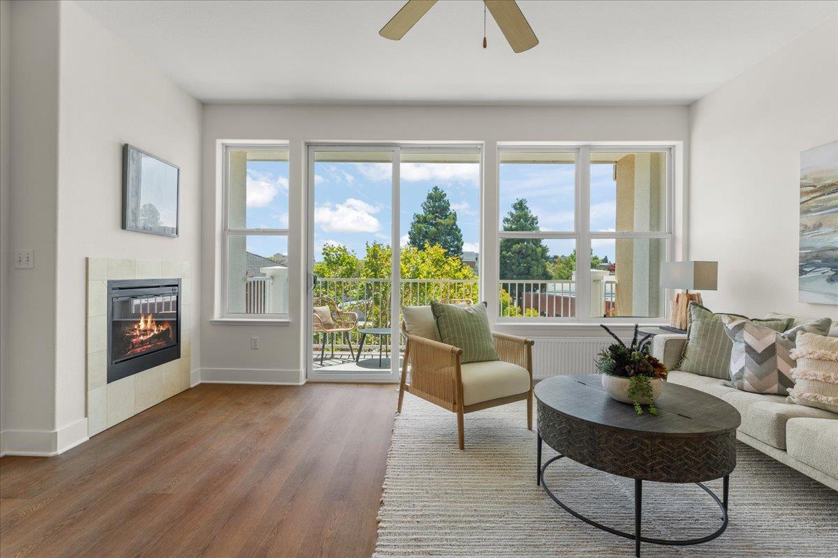 Detail Gallery Image 9 of 31 For 2030 N Pacific Ave #329,  Santa Cruz,  CA 95060 - 3 Beds | 2 Baths