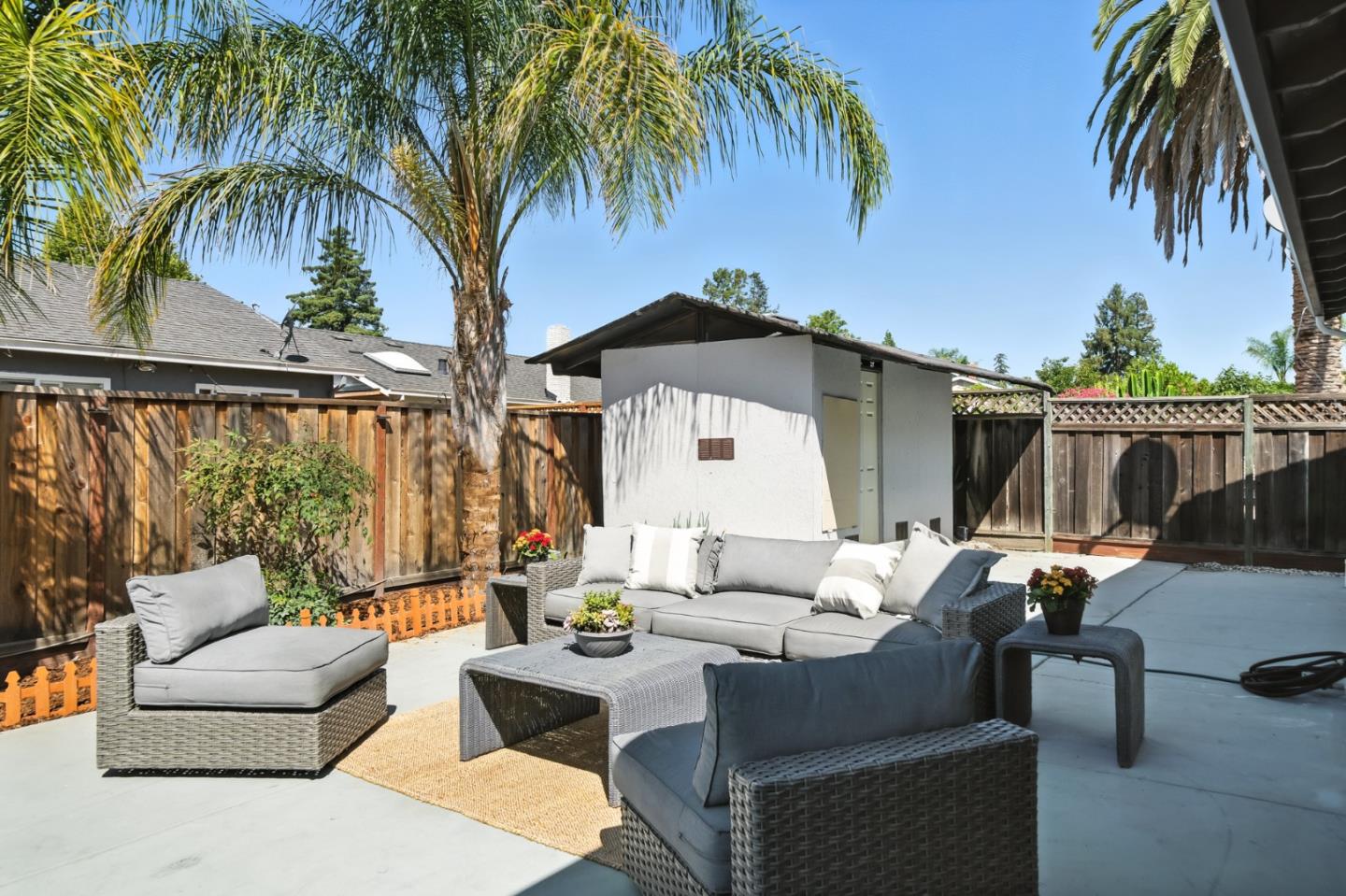 Detail Gallery Image 33 of 36 For 552 Bluefield Dr, San Jose,  CA 95136 - 4 Beds | 2 Baths