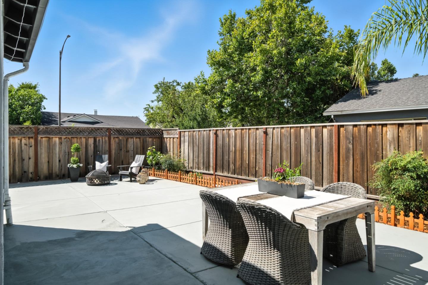 Detail Gallery Image 35 of 36 For 552 Bluefield Dr, San Jose,  CA 95136 - 4 Beds | 2 Baths