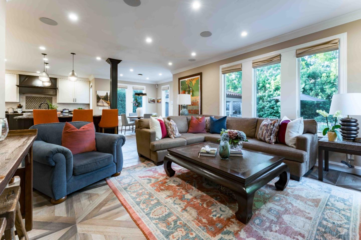 Detail Gallery Image 14 of 39 For 579 Glenbrook Dr, Palo Alto,  CA 94306 - 6 Beds | 4 Baths