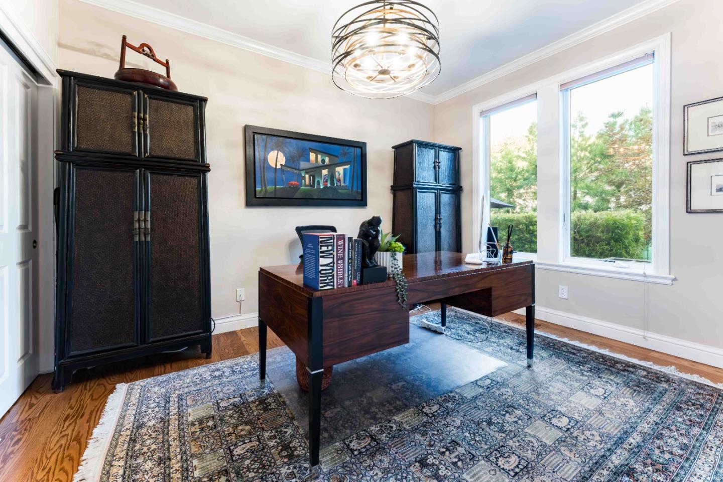 Detail Gallery Image 17 of 39 For 579 Glenbrook Dr, Palo Alto,  CA 94306 - 6 Beds | 4 Baths