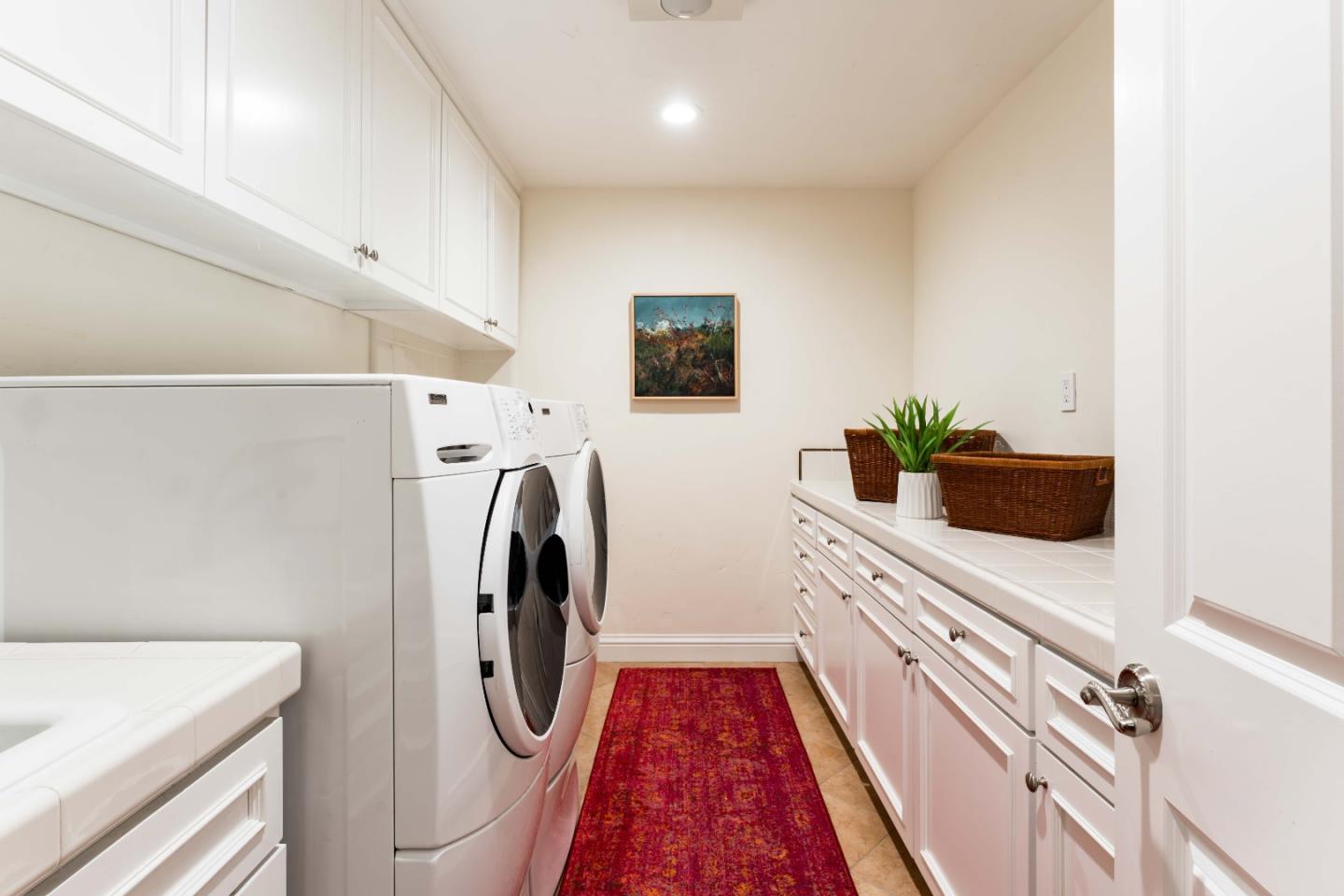 Detail Gallery Image 30 of 39 For 579 Glenbrook Dr, Palo Alto,  CA 94306 - 6 Beds | 4 Baths