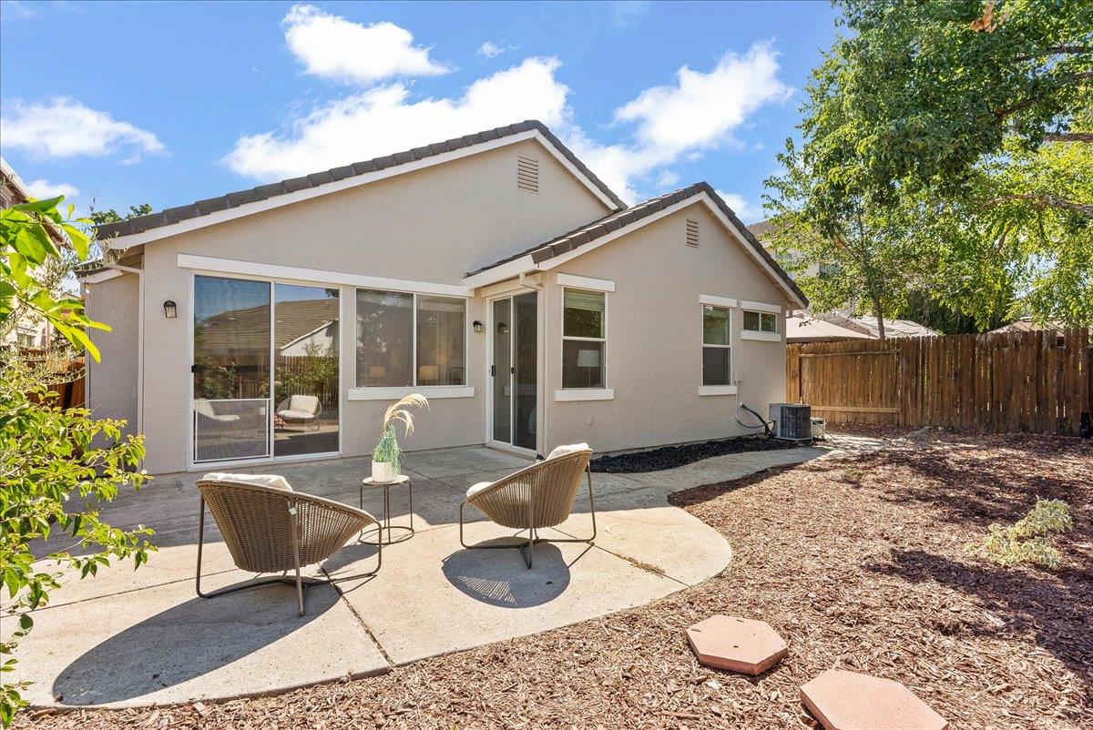 Detail Gallery Image 23 of 26 For 45 Diggins Drive, Folsom,  CA 95630 - 3 Beds | 2 Baths