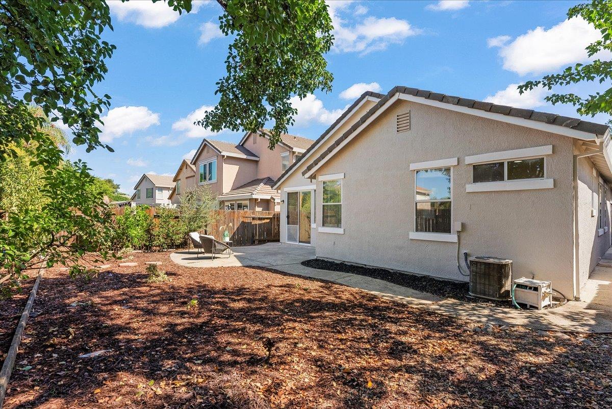 Detail Gallery Image 24 of 26 For 45 Diggins Drive, Folsom,  CA 95630 - 3 Beds | 2 Baths