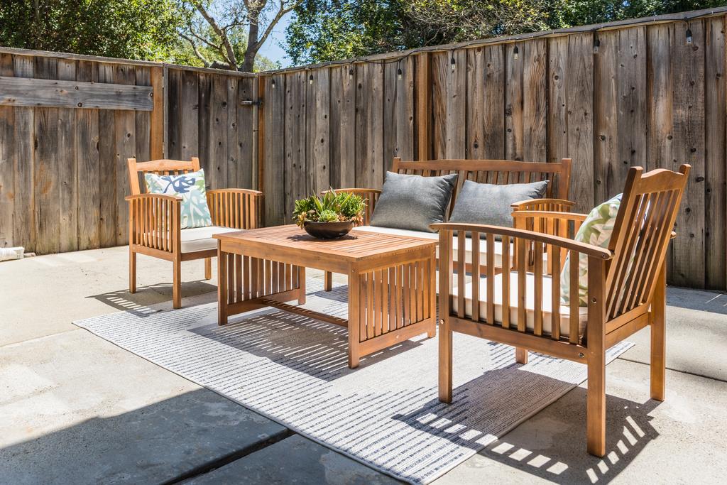 Detail Gallery Image 12 of 36 For 2915 Leotar Cir, Santa Cruz,  CA 95062 - 3 Beds | 2/1 Baths