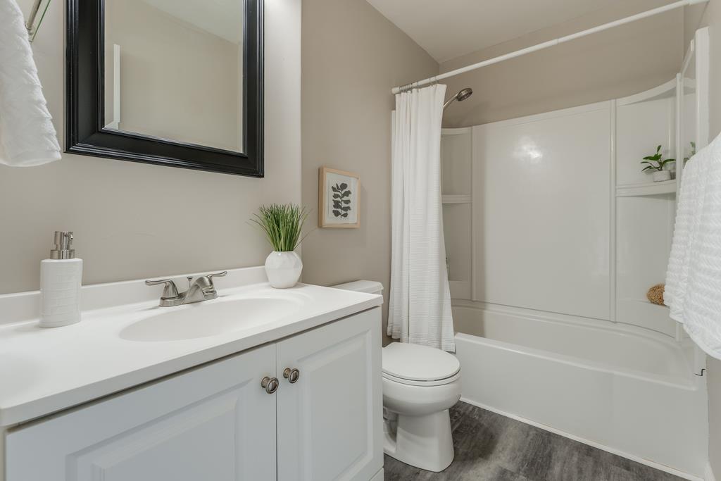 Detail Gallery Image 29 of 36 For 2915 Leotar Cir, Santa Cruz,  CA 95062 - 3 Beds | 2/1 Baths