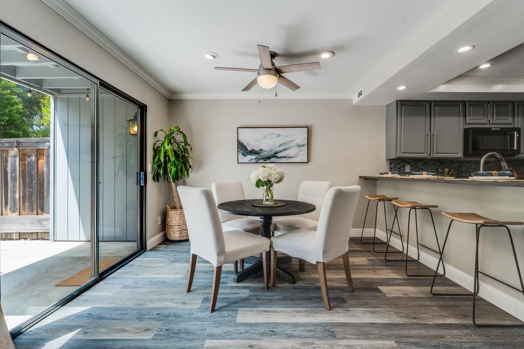 Detail Gallery Image 5 of 36 For 2915 Leotar Cir, Santa Cruz,  CA 95062 - 3 Beds | 2/1 Baths