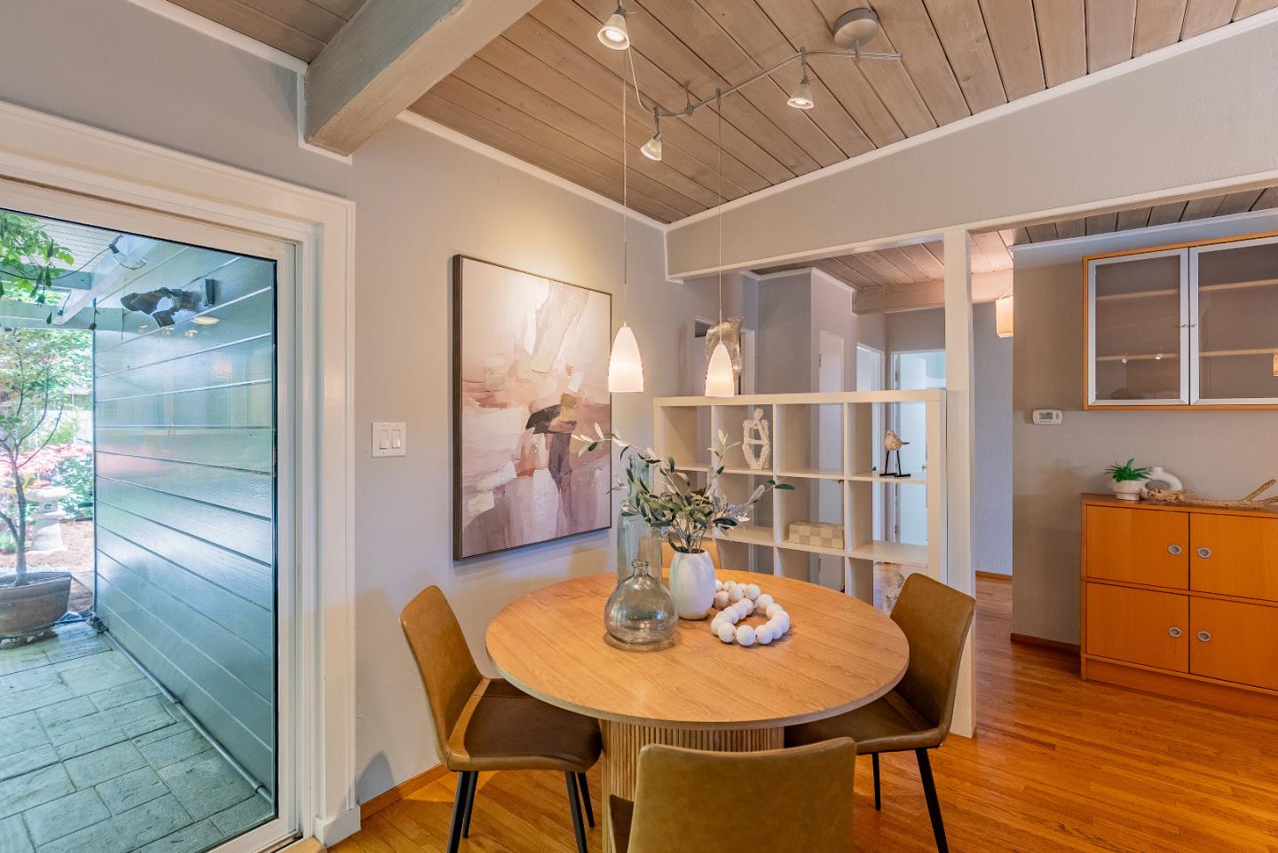Detail Gallery Image 11 of 40 For 582 Morse Ave, Sunnyvale,  CA 94085 - 3 Beds | 1 Baths