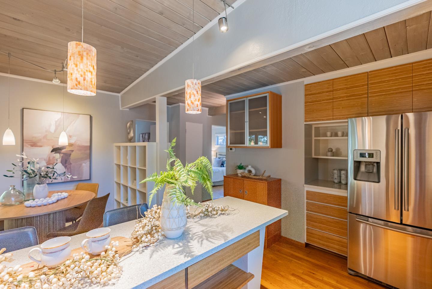 Detail Gallery Image 16 of 40 For 582 Morse Ave, Sunnyvale,  CA 94085 - 3 Beds | 1 Baths