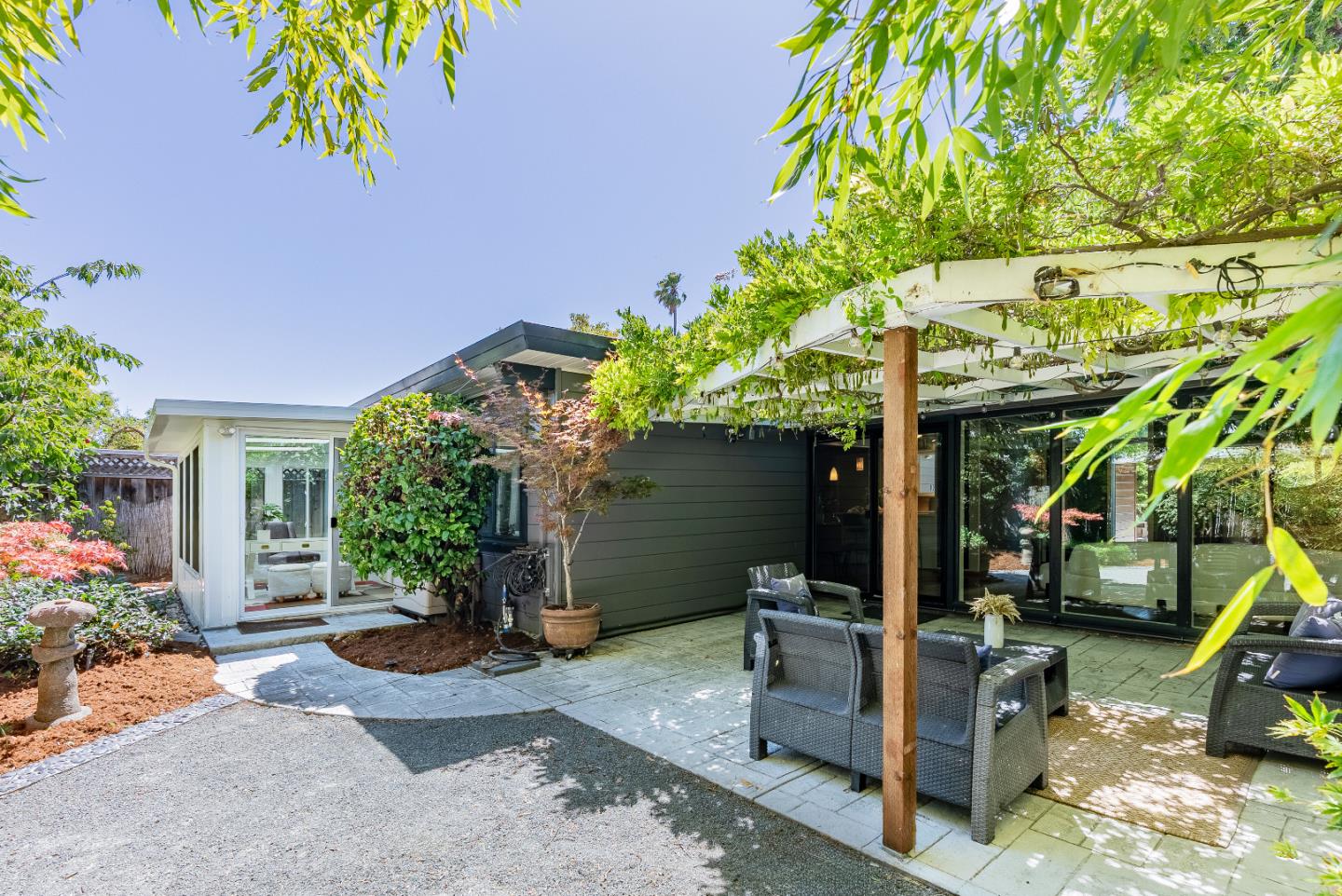 Detail Gallery Image 29 of 40 For 582 Morse Ave, Sunnyvale,  CA 94085 - 3 Beds | 1 Baths