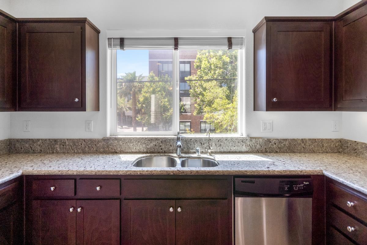 Detail Gallery Image 13 of 47 For 748-3 N 10th St, San Jose,  CA 95112 - 2 Beds | 2/1 Baths