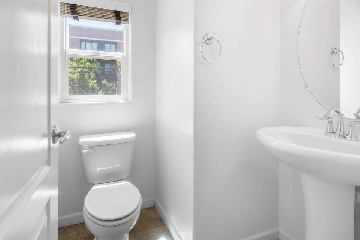 Detail Gallery Image 16 of 47 For 748-3 N 10th St, San Jose,  CA 95112 - 2 Beds | 2/1 Baths