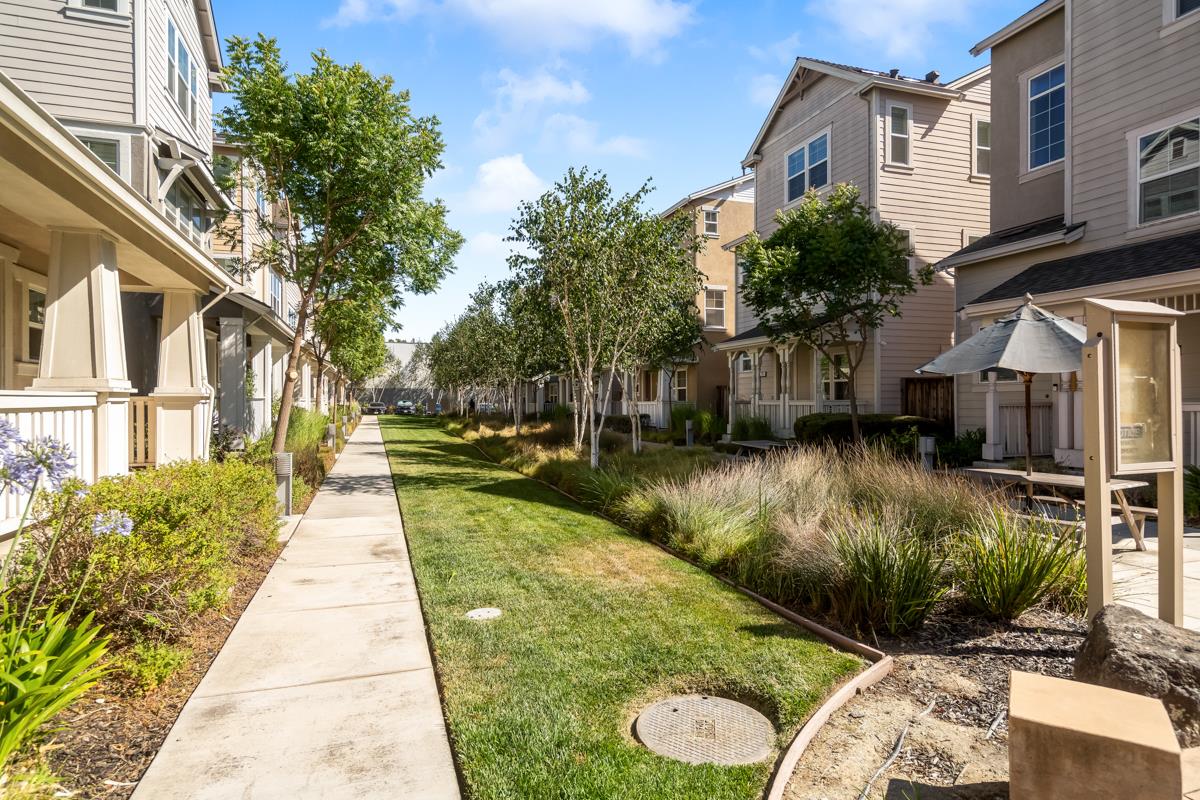 Detail Gallery Image 36 of 47 For 748-3 N 10th St, San Jose,  CA 95112 - 2 Beds | 2/1 Baths
