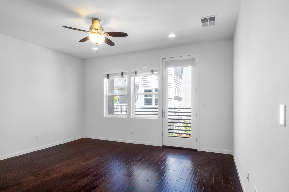 Detail Gallery Image 5 of 47 For 748-3 N 10th St, San Jose,  CA 95112 - 2 Beds | 2/1 Baths