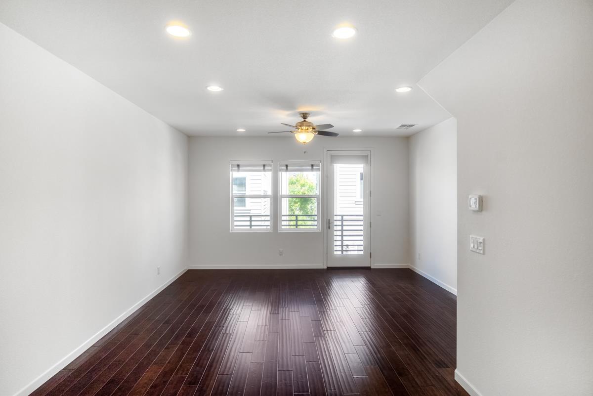 Detail Gallery Image 6 of 47 For 748-3 N 10th St, San Jose,  CA 95112 - 2 Beds | 2/1 Baths