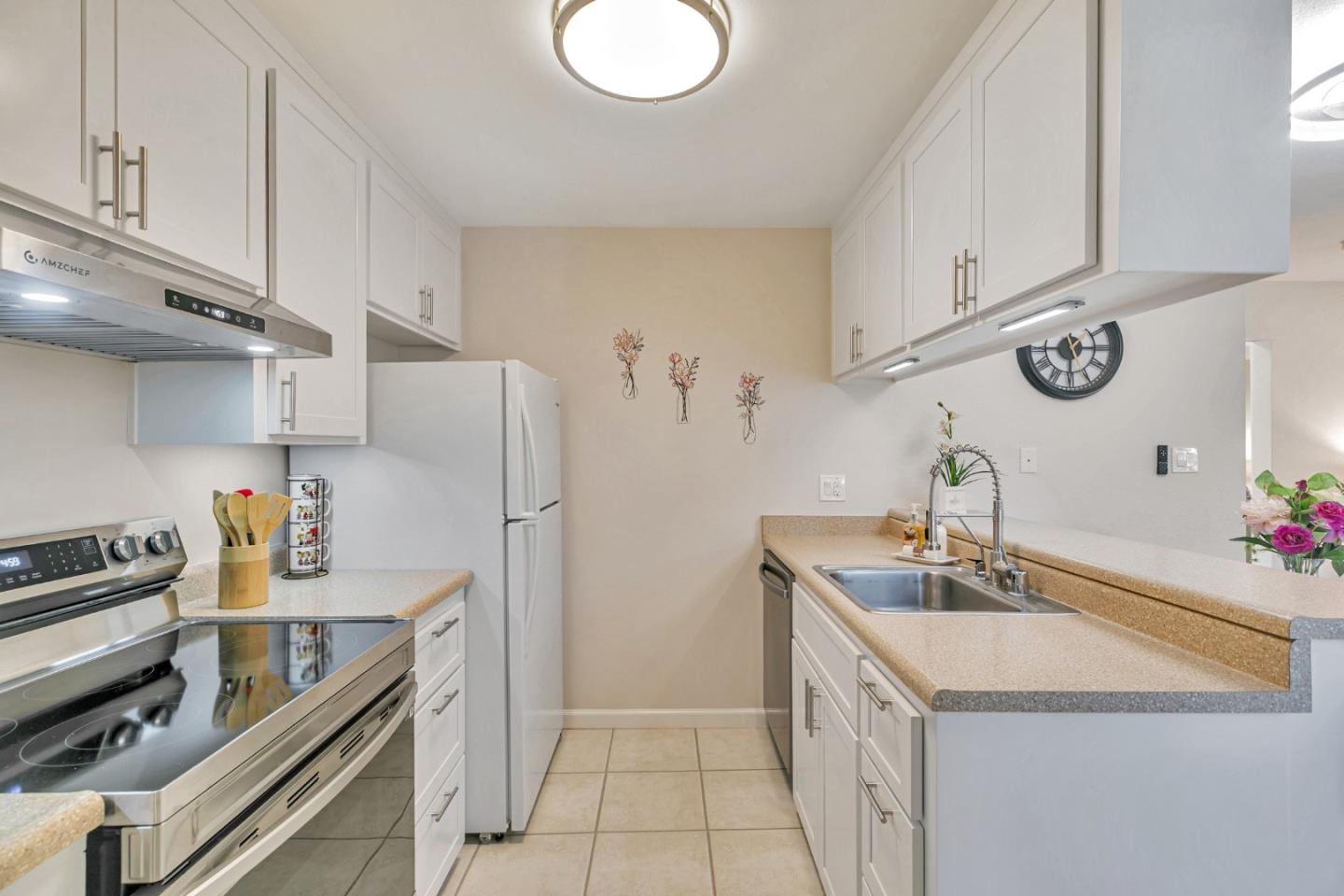 Detail Gallery Image 10 of 26 For 1269 Bouret Dr #1,  San Jose,  CA 95118 - 2 Beds | 1 Baths