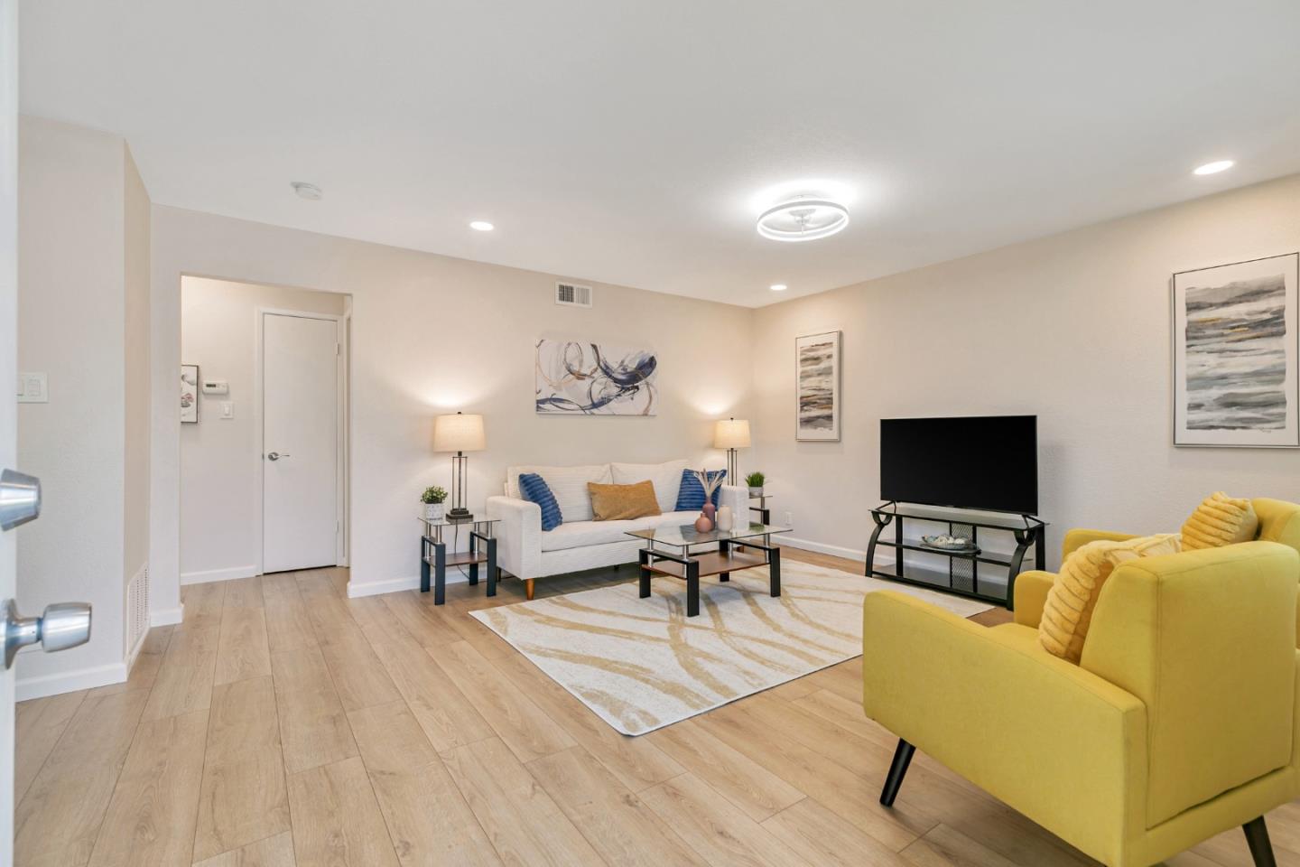 Detail Gallery Image 25 of 26 For 1269 Bouret Dr #1,  San Jose,  CA 95118 - 2 Beds | 1 Baths