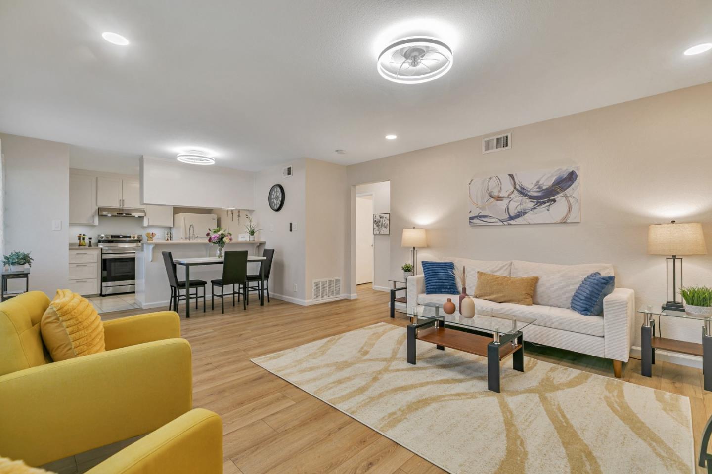 Detail Gallery Image 6 of 26 For 1269 Bouret Dr #1,  San Jose,  CA 95118 - 2 Beds | 1 Baths