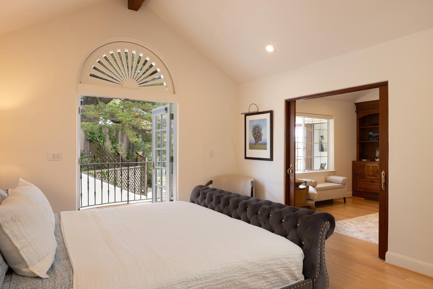 Detail Gallery Image 18 of 37 For 4167 Sunset Ln, Pebble Beach,  CA 93953 - 4 Beds | 4/1 Baths