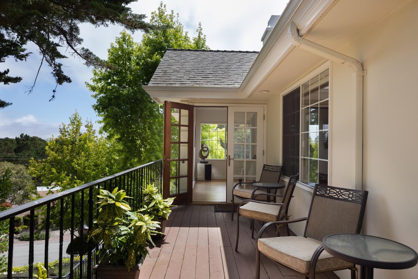 Detail Gallery Image 21 of 37 For 4167 Sunset Ln, Pebble Beach,  CA 93953 - 4 Beds | 4/1 Baths