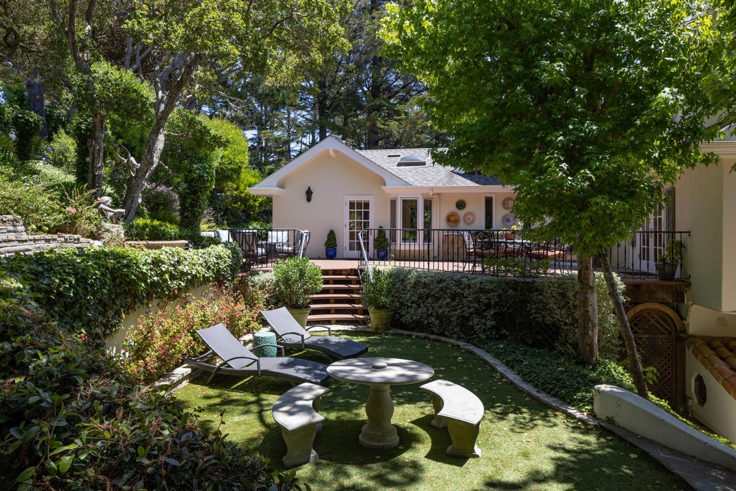 Detail Gallery Image 36 of 37 For 4167 Sunset Ln, Pebble Beach,  CA 93953 - 4 Beds | 4/1 Baths