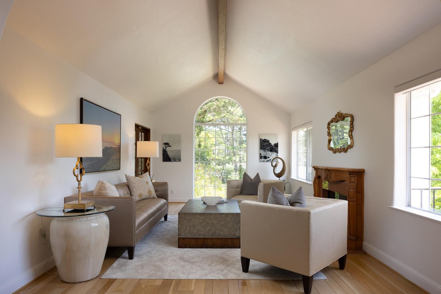 Detail Gallery Image 4 of 37 For 4167 Sunset Ln, Pebble Beach,  CA 93953 - 4 Beds | 4/1 Baths