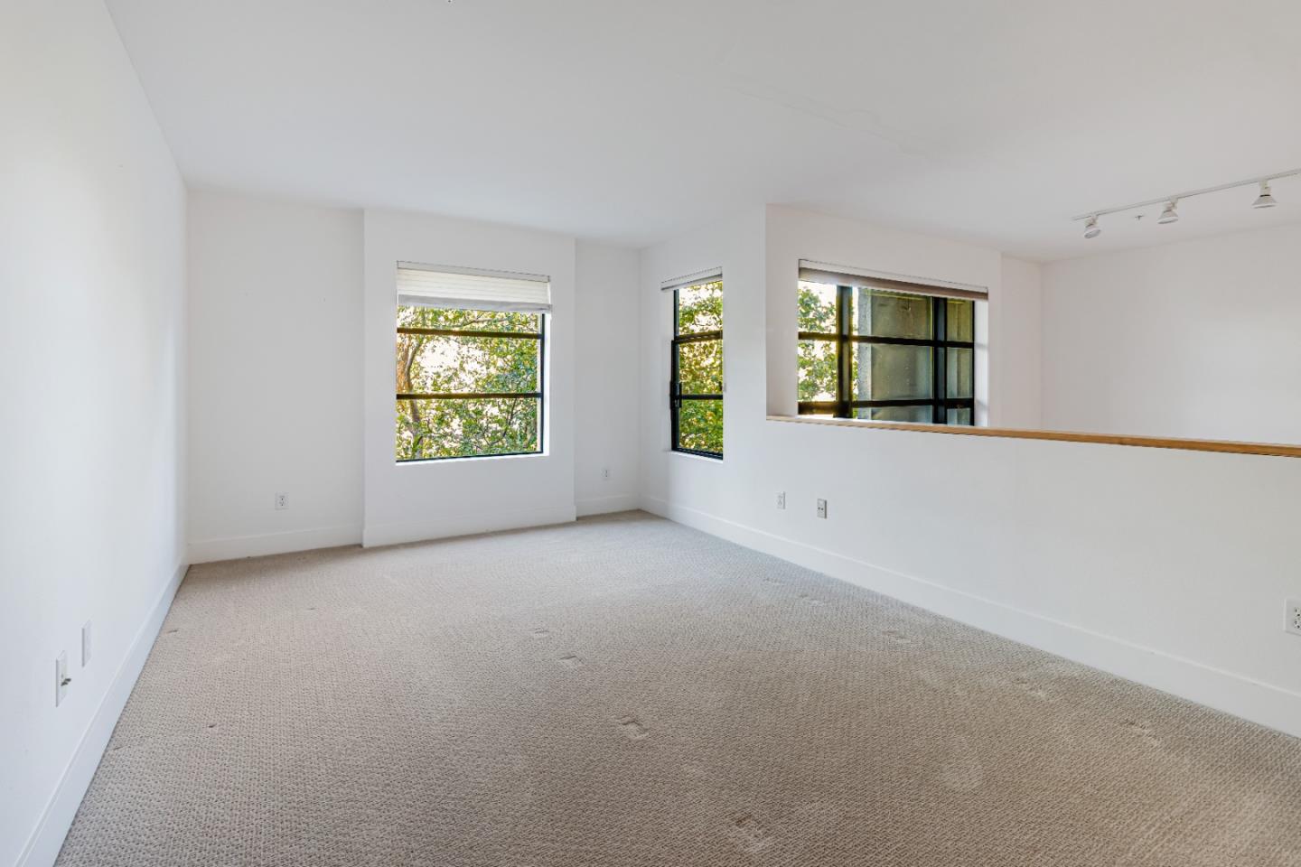 Detail Gallery Image 18 of 45 For 350 E Mission St #115,  San Jose,  CA 95112 - 1 Beds | 1/1 Baths