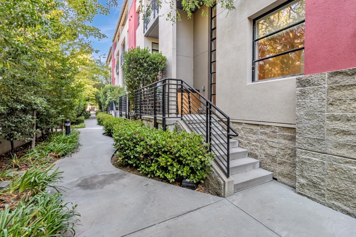 Detail Gallery Image 28 of 45 For 350 E Mission St #115,  San Jose,  CA 95112 - 1 Beds | 1/1 Baths