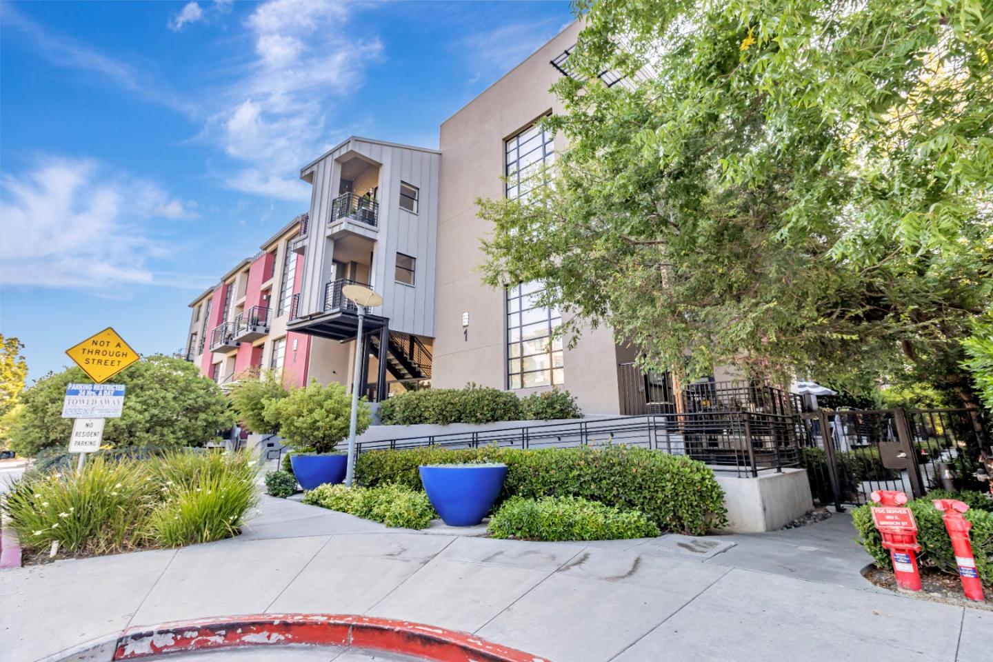 Detail Gallery Image 3 of 45 For 350 E Mission St #115,  San Jose,  CA 95112 - 1 Beds | 1/1 Baths