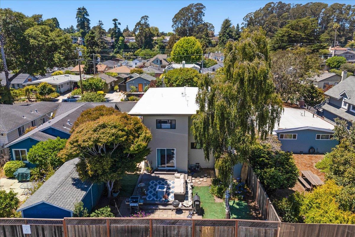 Detail Gallery Image 30 of 44 For 522 Oak Dr, Capitola,  CA 95010 - 4 Beds | 3 Baths
