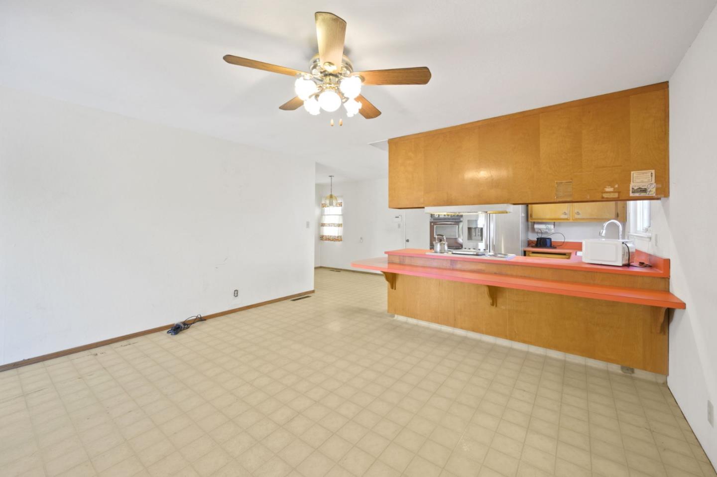Detail Gallery Image 19 of 45 For 787 San Clemente Way, Mountain View,  CA 94043 - 5 Beds | 2/1 Baths