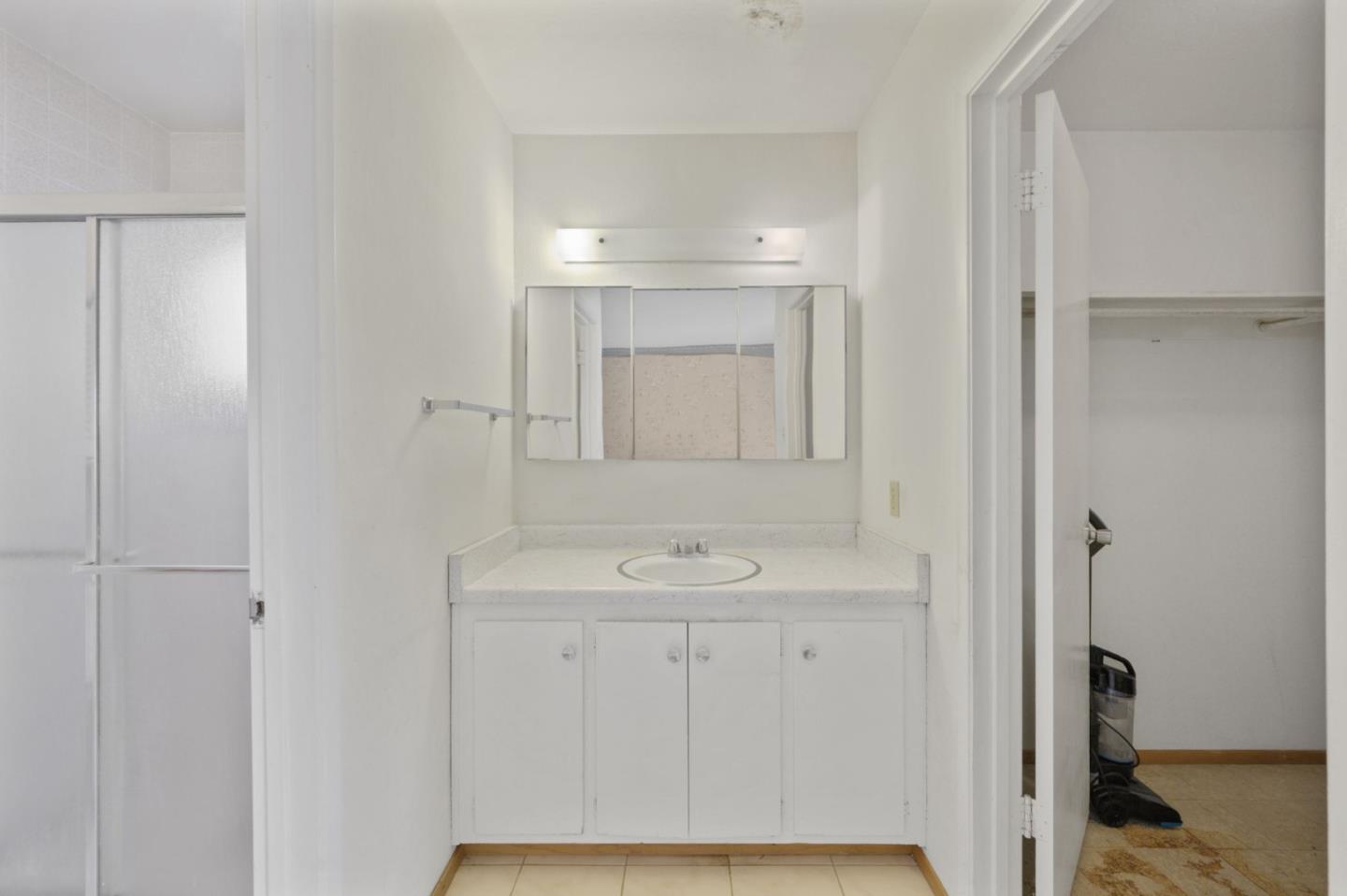 Detail Gallery Image 23 of 45 For 787 San Clemente Way, Mountain View,  CA 94043 - 5 Beds | 2/1 Baths