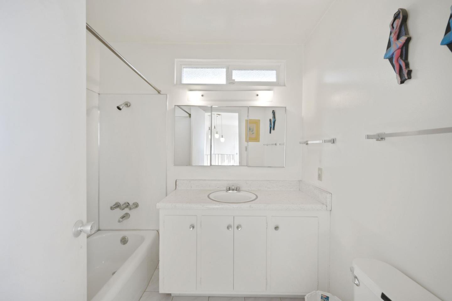 Detail Gallery Image 32 of 45 For 787 San Clemente Way, Mountain View,  CA 94043 - 5 Beds | 2/1 Baths
