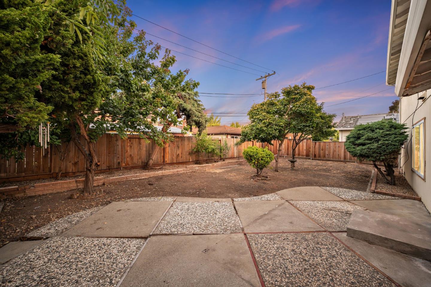 Detail Gallery Image 41 of 45 For 787 San Clemente Way, Mountain View,  CA 94043 - 5 Beds | 2/1 Baths