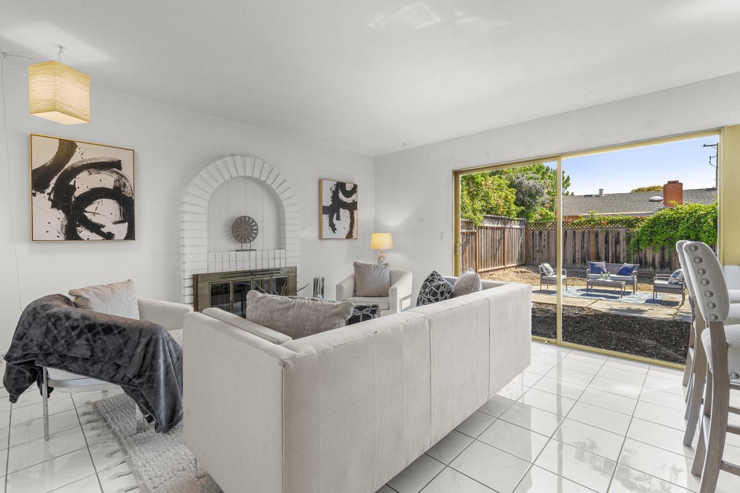 Detail Gallery Image 14 of 33 For 460 Collinwood Ct, Santa Clara,  CA 95054 - 3 Beds | 2 Baths