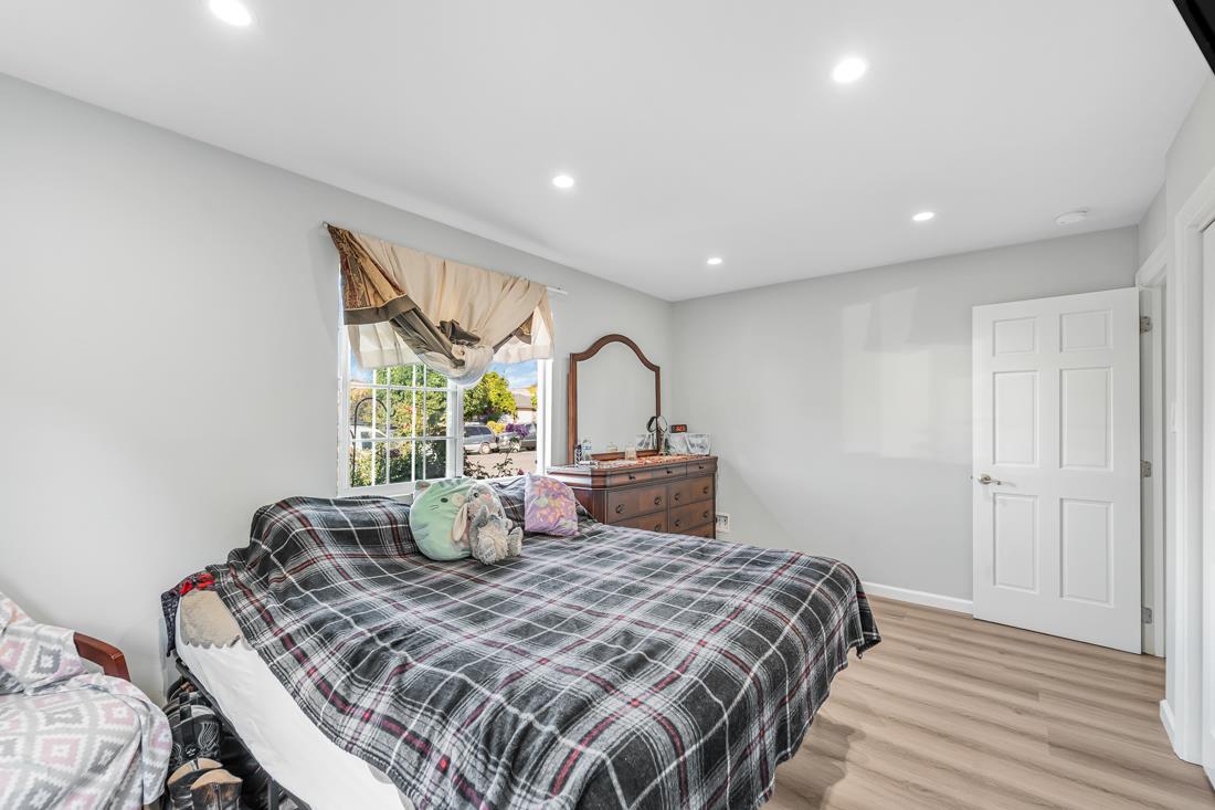 Detail Gallery Image 20 of 27 For 787 Macredes Ave, San Jose,  CA 95116 - 4 Beds | 2 Baths