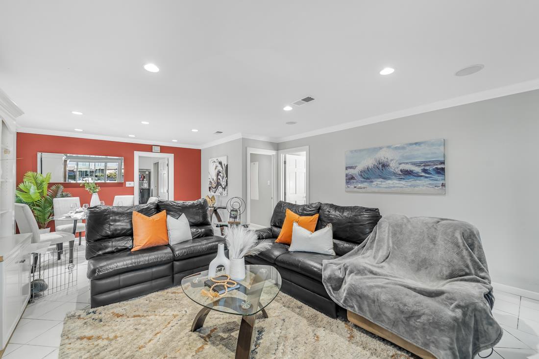 Detail Gallery Image 6 of 27 For 787 Macredes Ave, San Jose,  CA 95116 - 4 Beds | 2 Baths