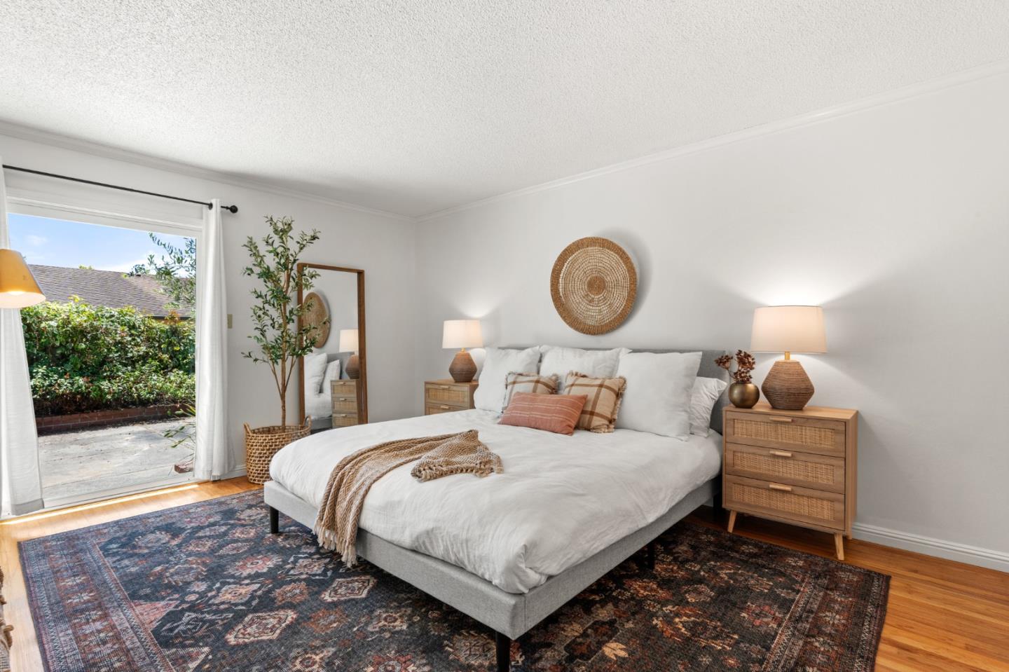 Detail Gallery Image 24 of 49 For 221 Segre Pl, Santa Cruz,  CA 95060 - 3 Beds | 2 Baths