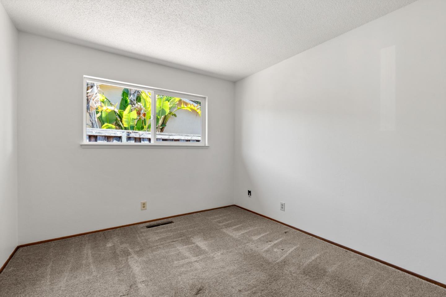 Detail Gallery Image 30 of 49 For 221 Segre Pl, Santa Cruz,  CA 95060 - 3 Beds | 2 Baths