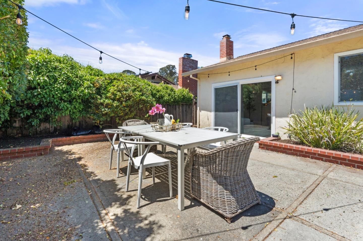 Detail Gallery Image 34 of 49 For 221 Segre Pl, Santa Cruz,  CA 95060 - 3 Beds | 2 Baths