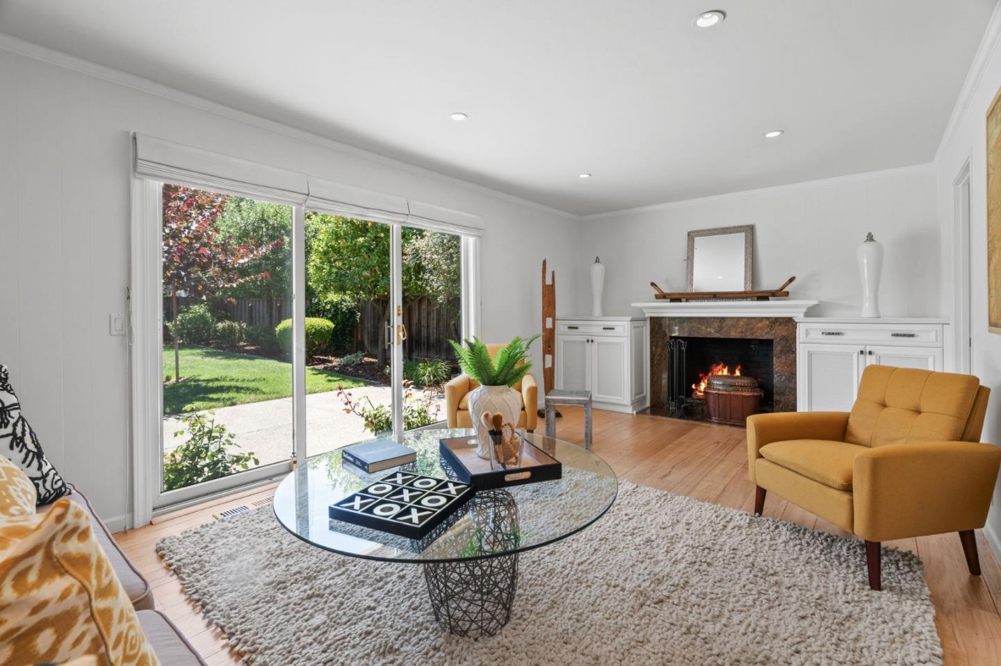 Detail Gallery Image 19 of 51 For 1454 Kyle Ct, Sunnyvale,  CA 94087 - 5 Beds | 3 Baths