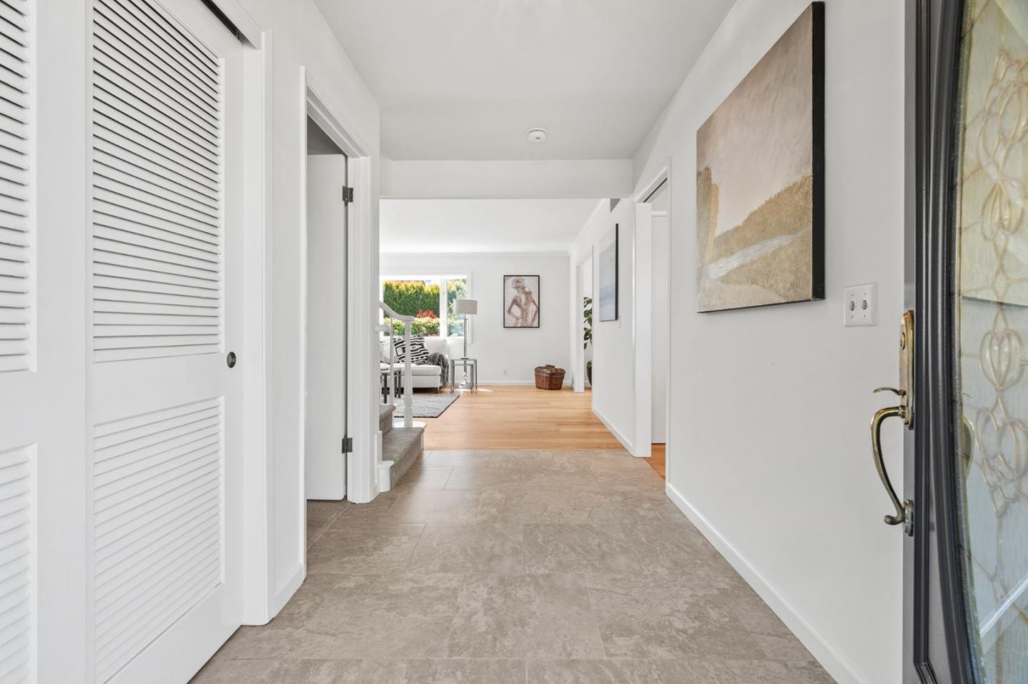 Detail Gallery Image 4 of 51 For 1454 Kyle Ct, Sunnyvale,  CA 94087 - 5 Beds | 3 Baths